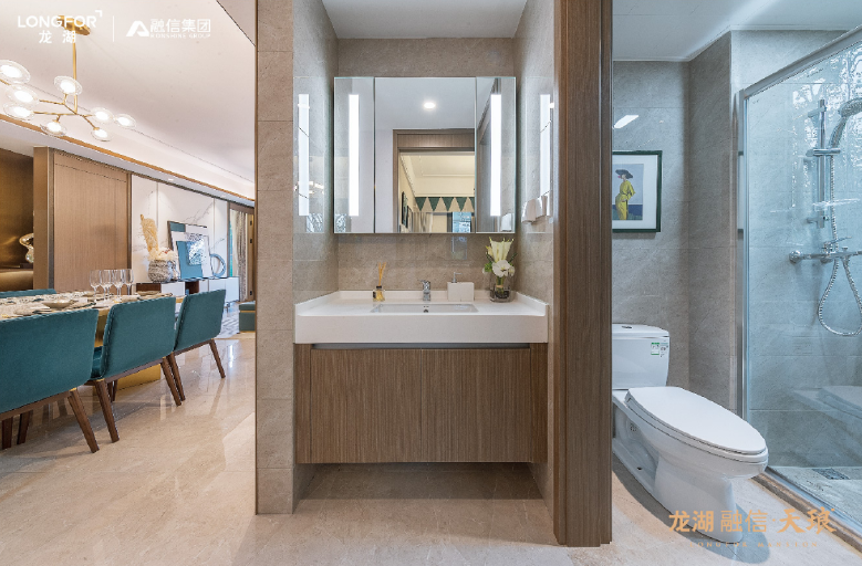 龙湖融信天琅府样板间